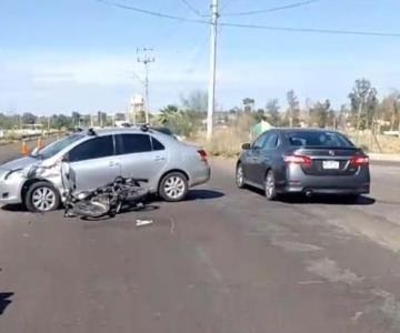 Choque en bulevar Francisco Serna deja a motociclista en el hospital