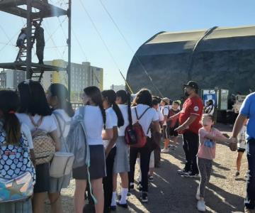 Familias y escuelas asisten a exposición militar La Gran Fuerza de México