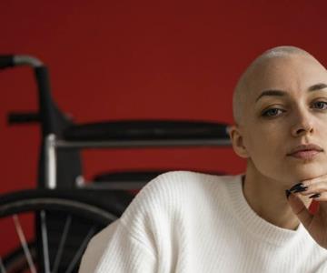 Mujer sobreviviente al cáncer demanda a LOréal