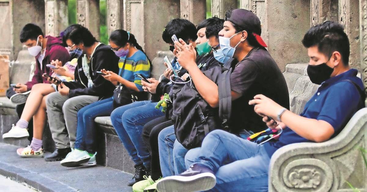 ¿Los celulares causan cáncer cerebral? Esto dice la OMS