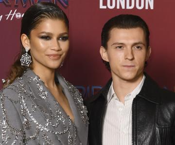 Tom Holland regala preciada argolla a Zendaya