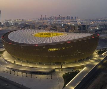 Qataríes decepcionados abandonan a su selección durante partido