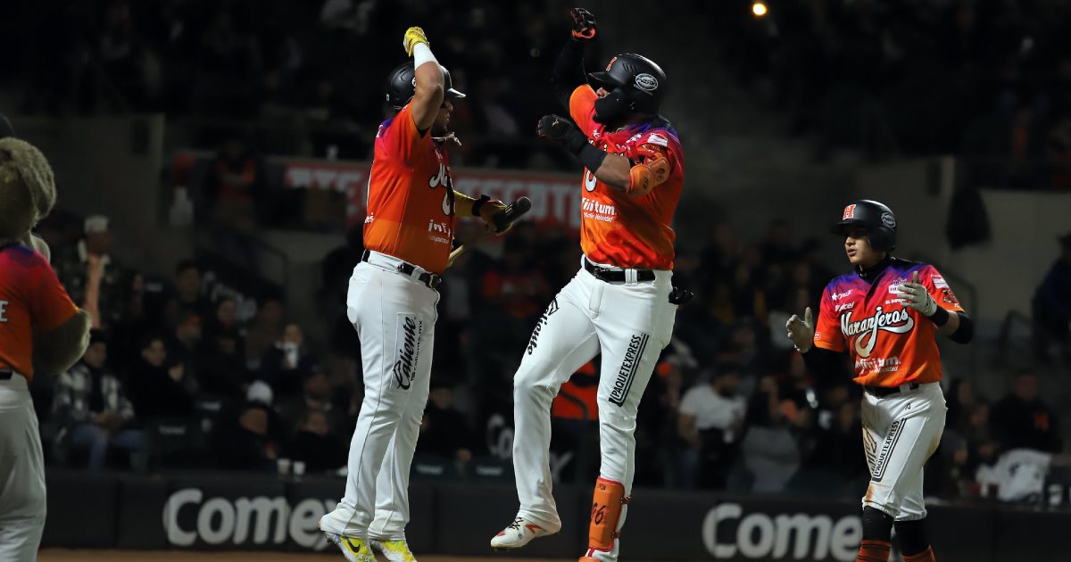 Baseball Yaquis de Obregon vs Venados de Mazatlan December 27