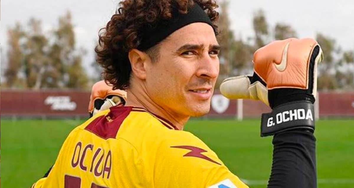 Memo Ochoa lo hace de nuevo; así se robó el corazón de fans del Salernitana