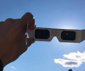 Lo que no debes hacer para observar el eclipse solar