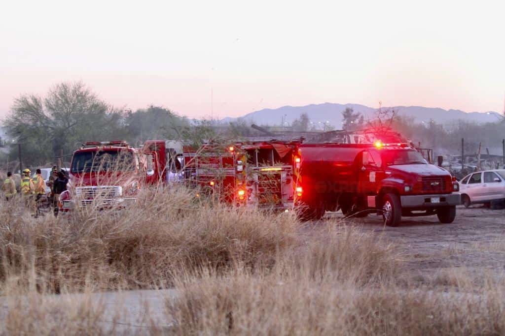 ¡Se incendio otro yunke! Ahora fue en Las Minitas