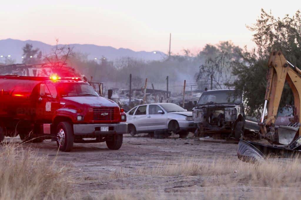 ¡Se incendio otro yunke! Ahora fue en Las Minitas