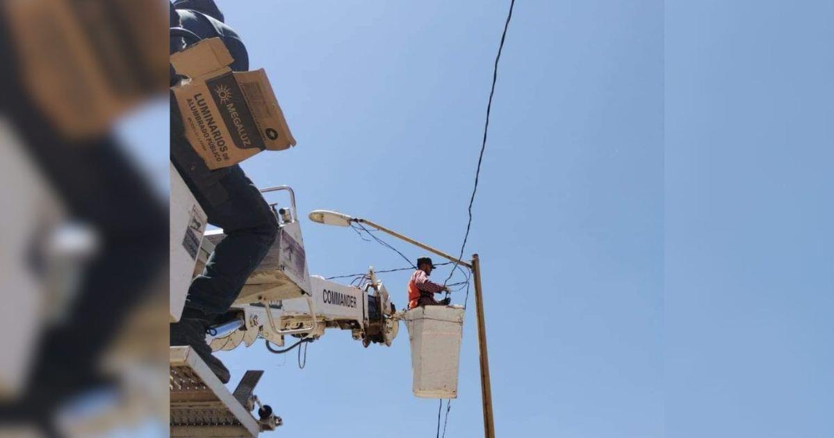 Navojoenses afectan alumbrado público con conexiones ilegales