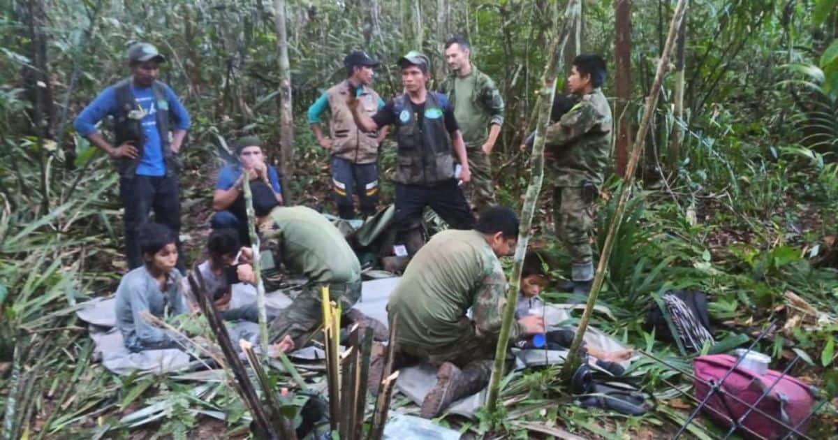 Encuentran con vida a niños perdidos por más de un mes en selva de Colombia