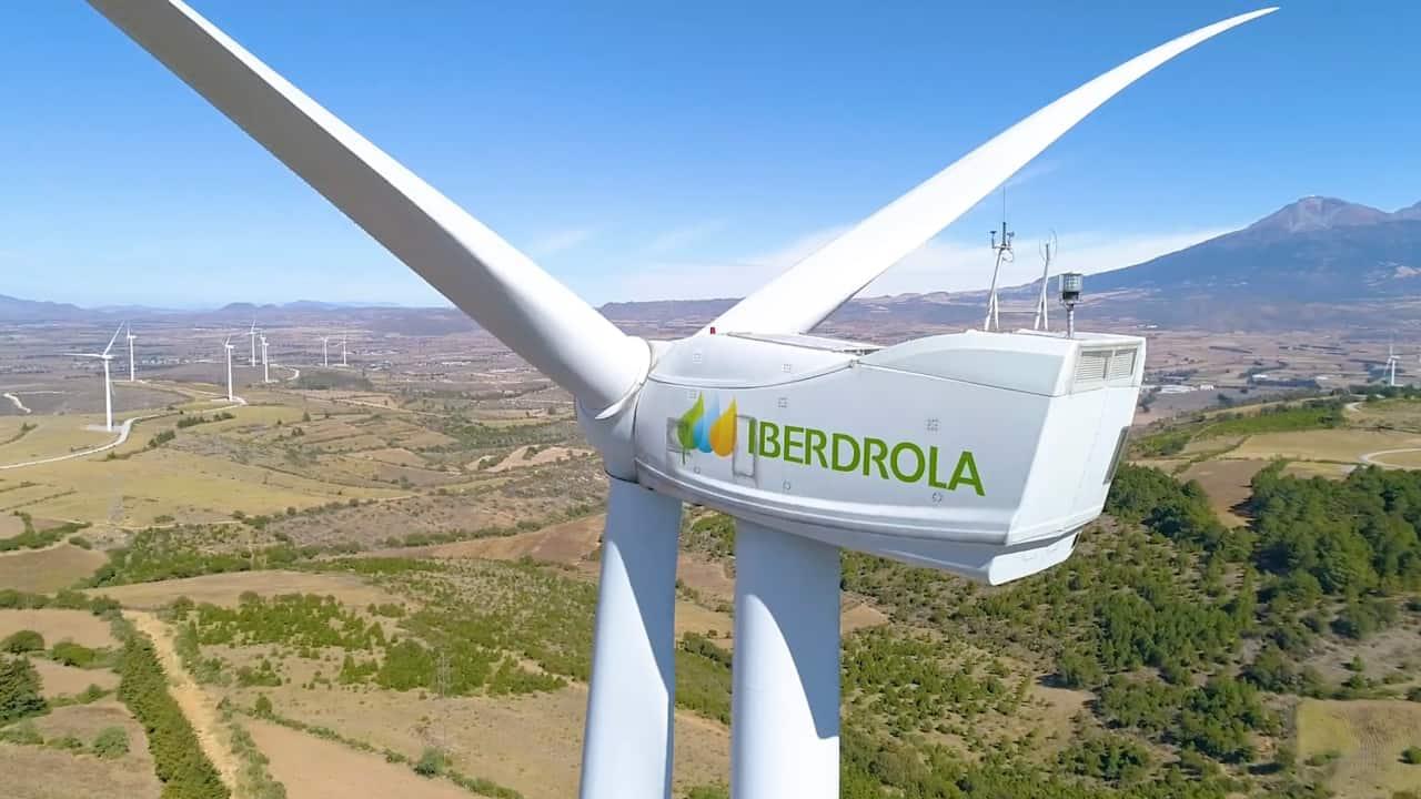 México concluye compra-venta de plantas eléctricas de Iberdrola