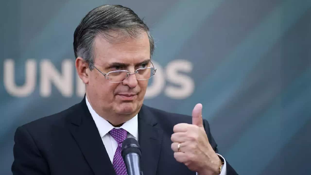 Marcelo Ebrard aseguró que no se irá de Morena