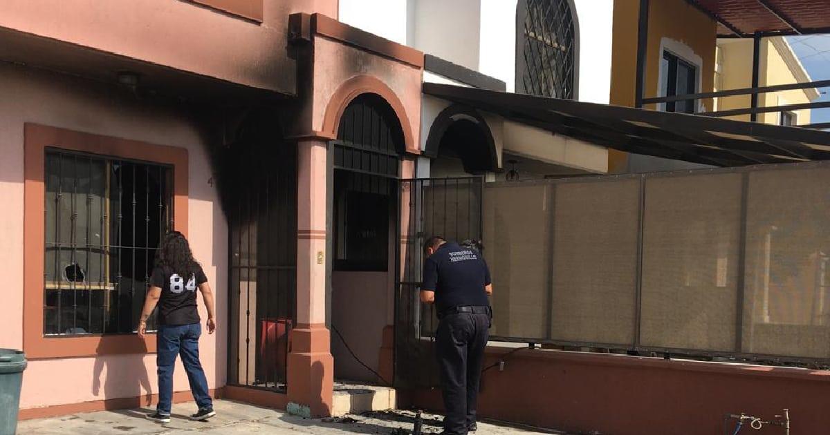 Colilla de cigarro provoca incendio en domicilio de colonia Casa Blanca