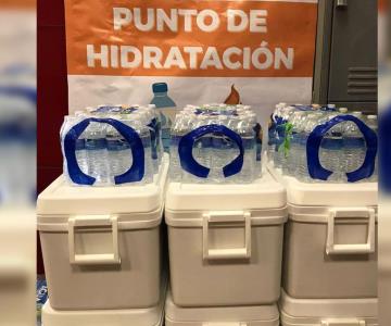 Bomberos de Hermosillo colocan puntos de hidratación ante intenso calor