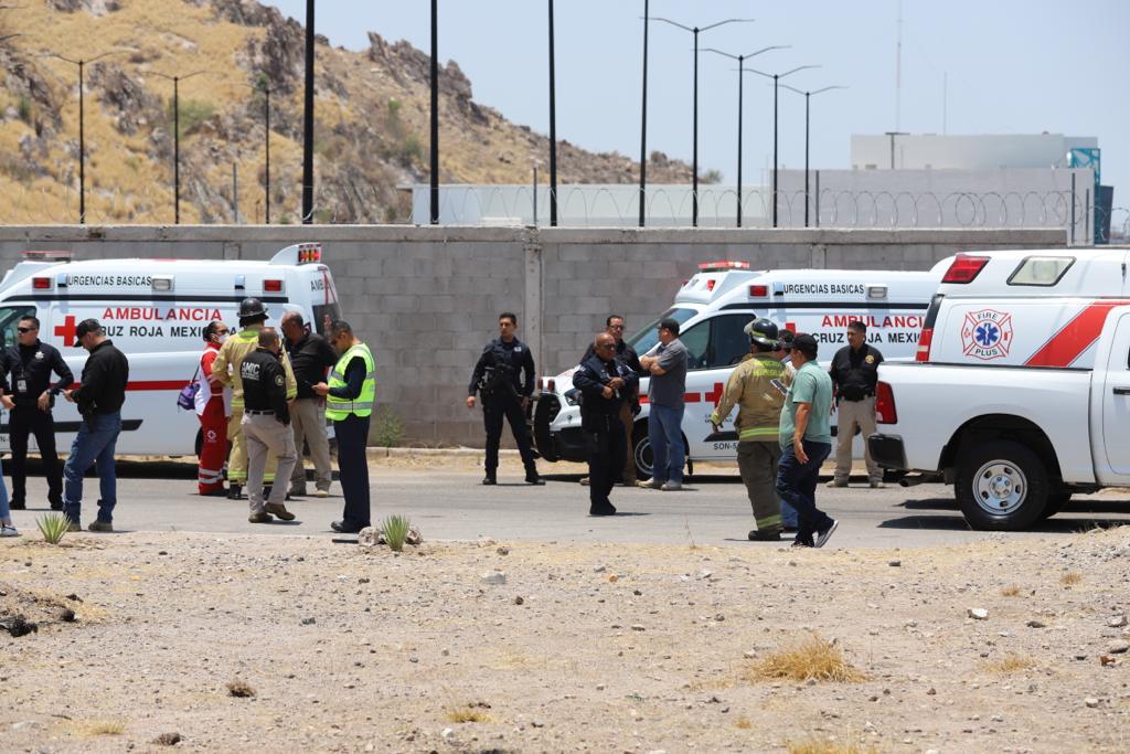 Reos resultan lesionados tras aparatoso choque en Paseo del Río Sonora