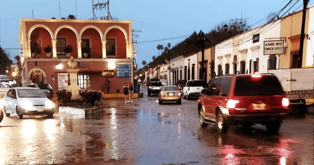 Llega la lluvia a Álamos en medio de emergencia por desabasto de agua