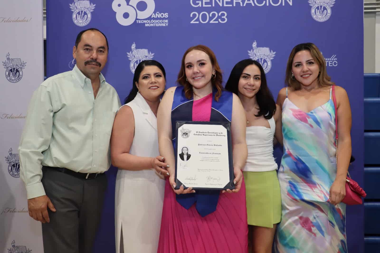 Culminan su educación profesional en el Tec de Monterrey