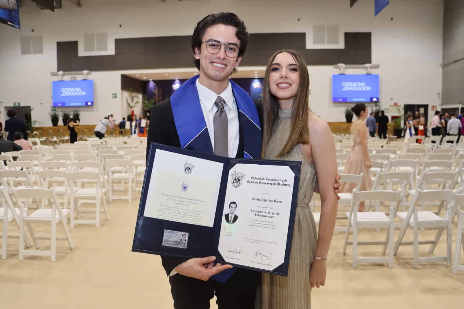 Culminan su educación profesional en el Tec de Monterrey