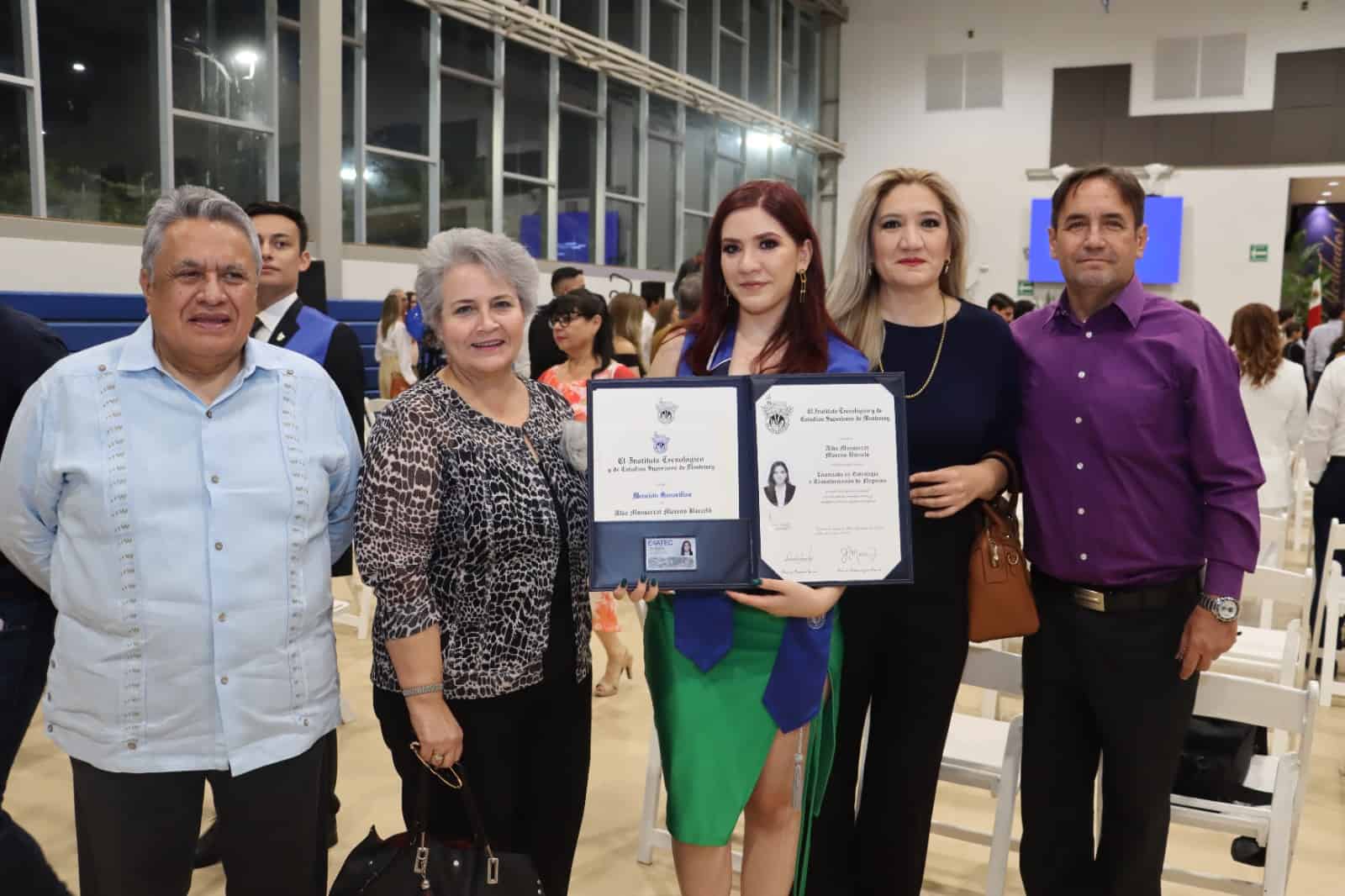 Culminan su educación profesional en el Tec de Monterrey