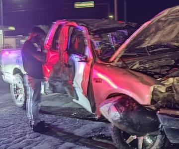 Mujer resulta lesionada por choque en bulevar Quiroga