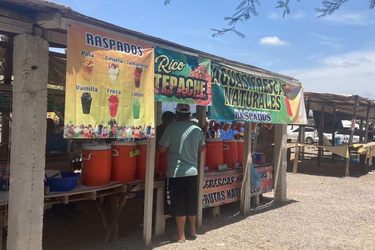 Afecta calor a comerciantes; ventas disminuyen hasta en 40%