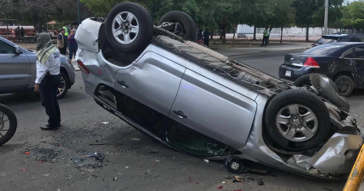 Atienden un total de 153 accidentes viales en Hermosillo; 47 lesionados