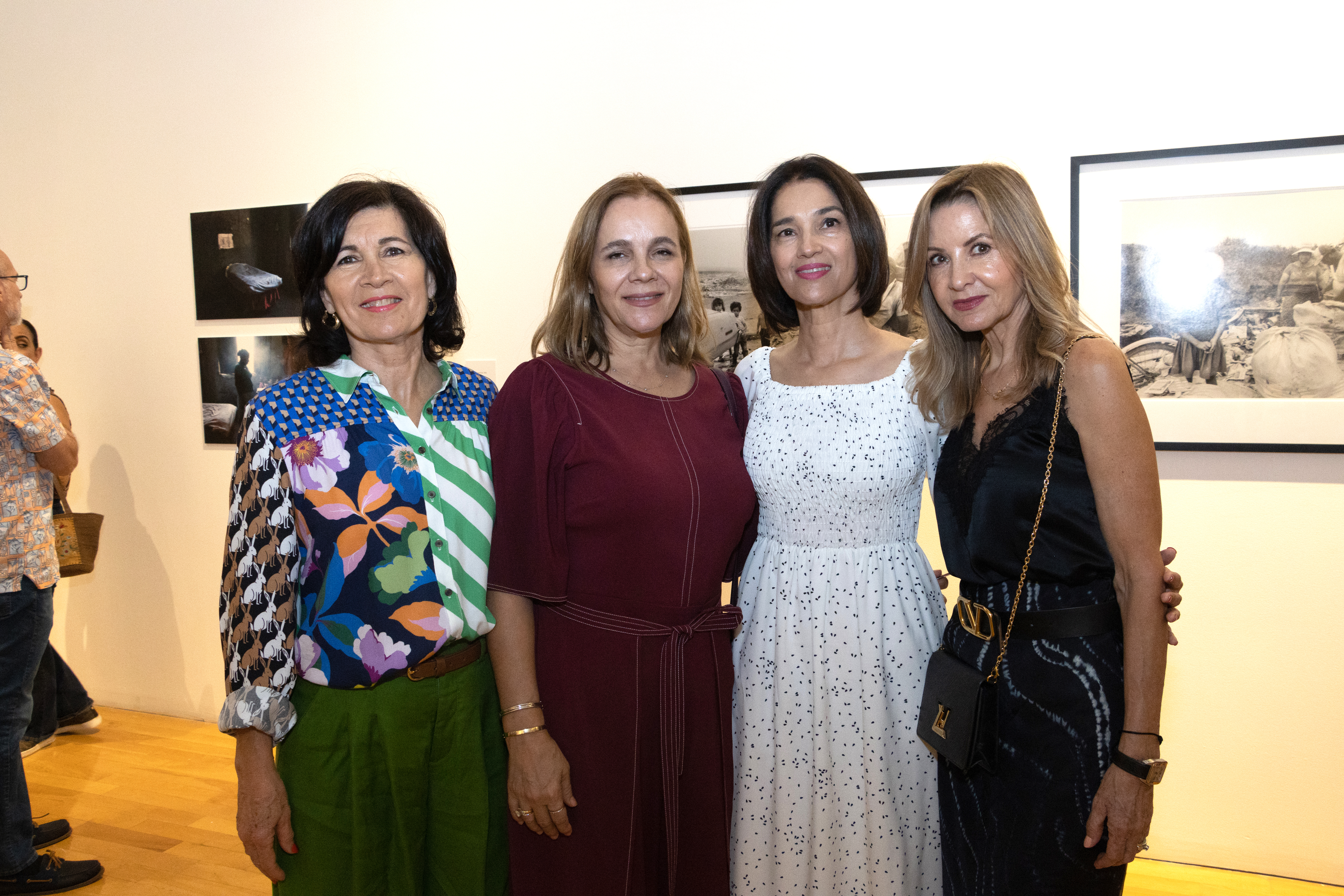 Gran inauguración de exposición colectiva en Musas