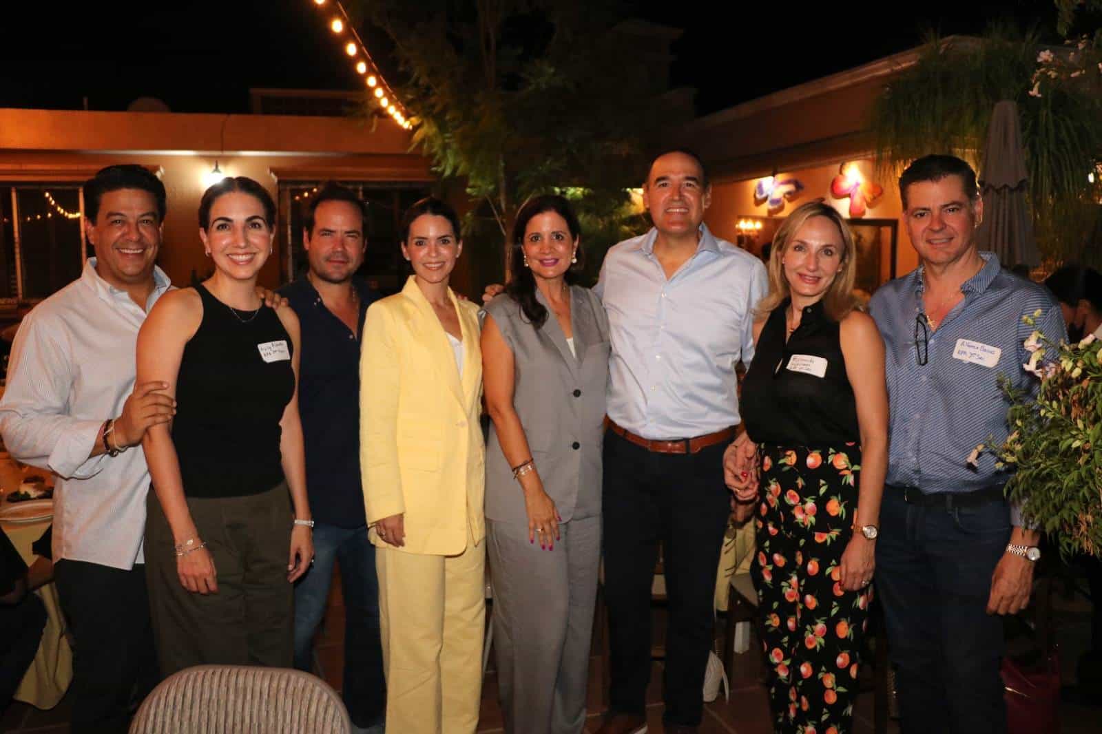 Asociación de Padres y Amigos Thezia ofrece cena de bienvenida