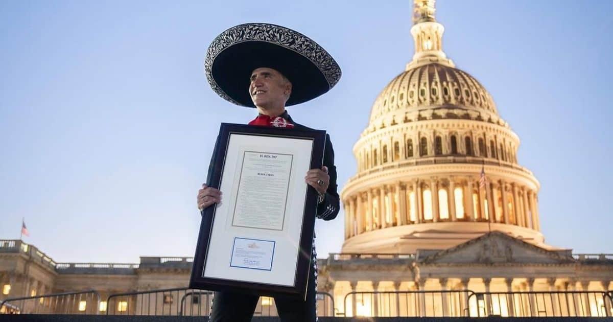 Homenajean a El Potrillo en el Capitolio de Estados Unidos