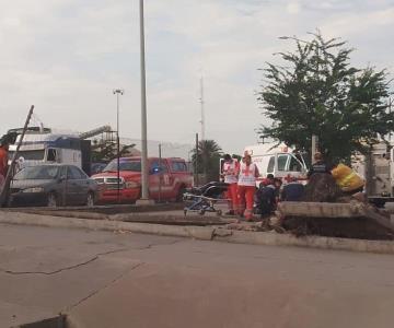 Rescatan a hombre de 82 años tras caer en pozo abierto; casi muere ahogado