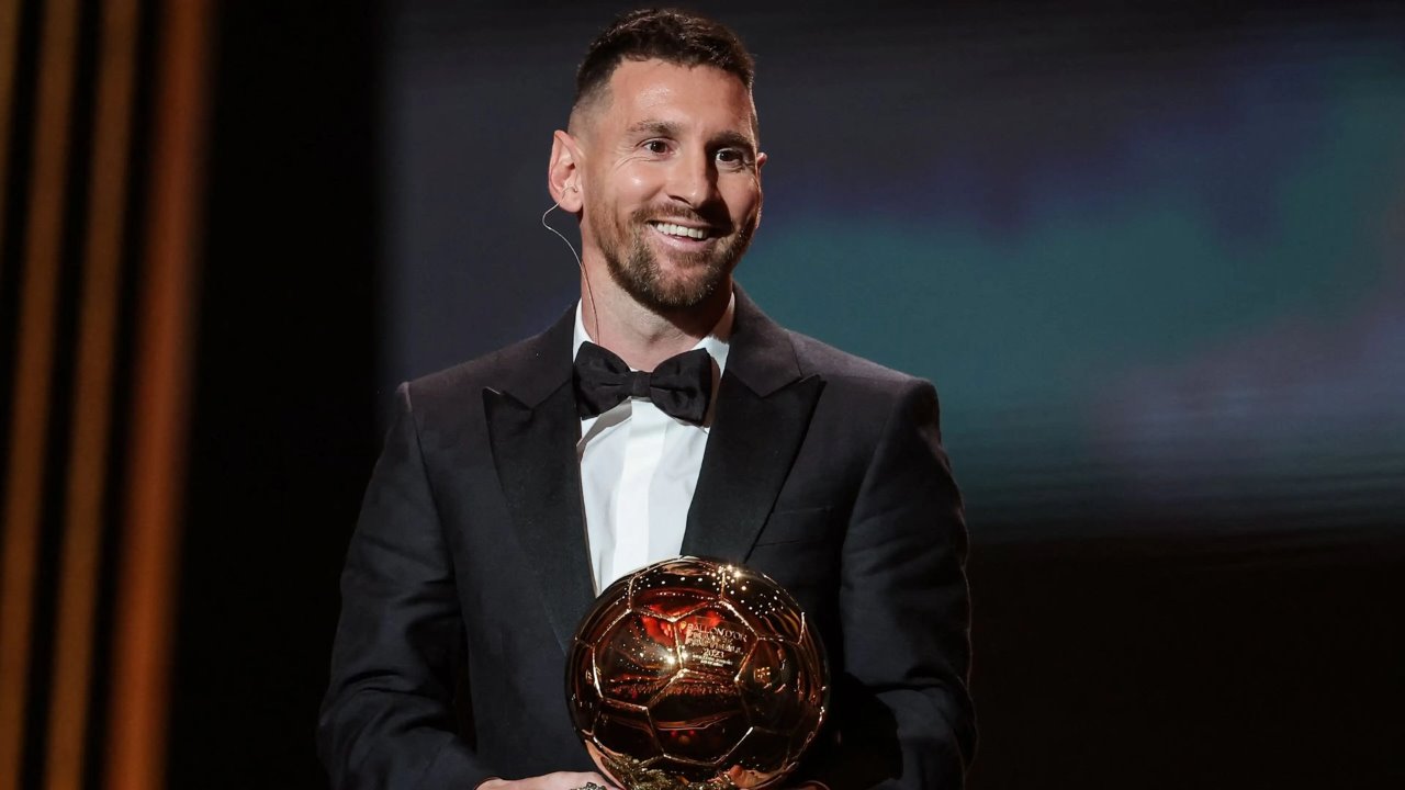 ¡Histórico! Messi gana su octavo Balón de Oro