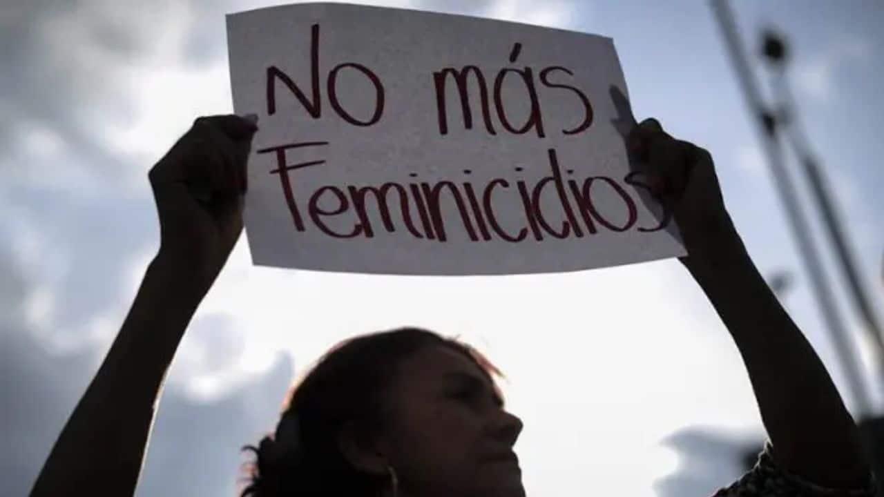 Detienen a hombre por narcomenudeo y resulta feminicida