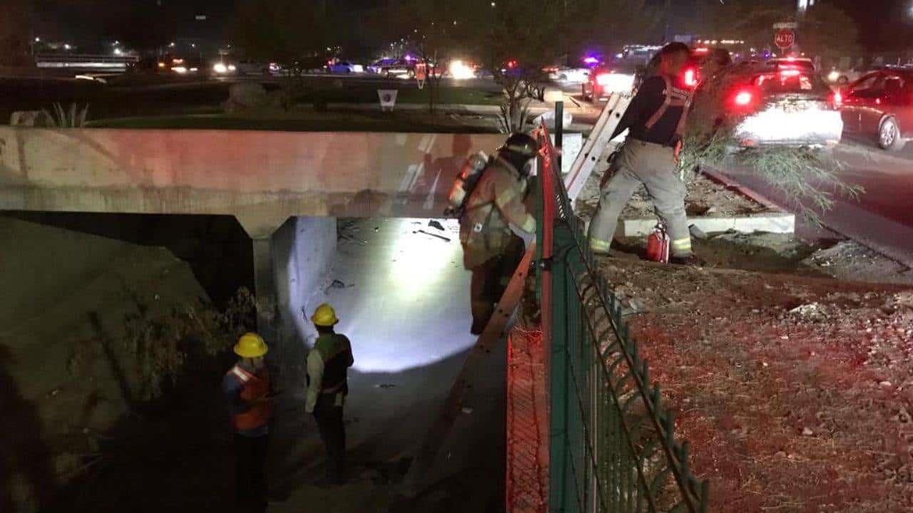 Se quedan sin luz vecinos y comercios del sector poniente de Hermosillo