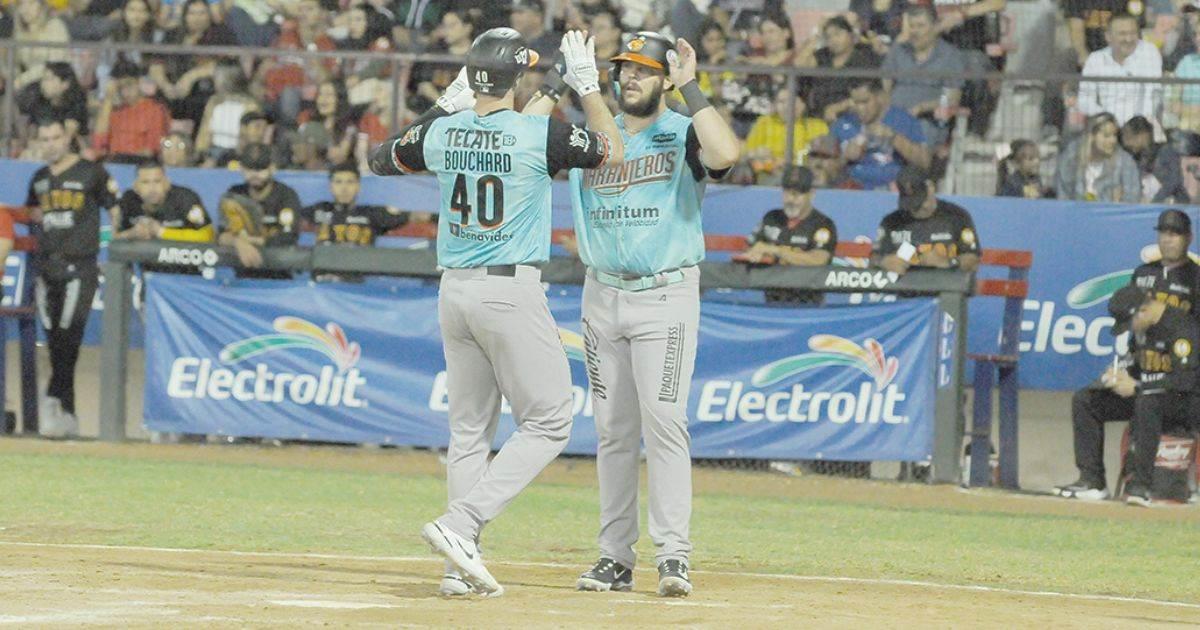 Naranjeros ganan el de la honra contra Mayos