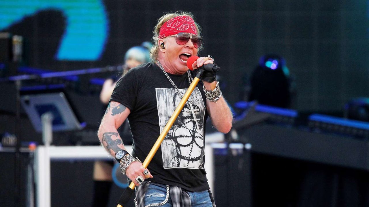 Líder de Guns NRoses es acusado de agresión sexual