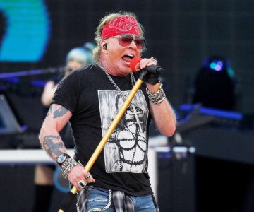 Líder de Guns NRoses es acusado de agresión sexual