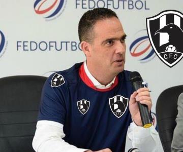 Club de cuervos tiene nuevo entrenador