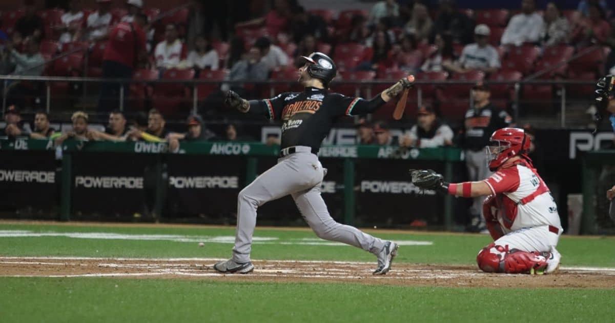 Naranjeros dan blanqueada a Venados en el primero de la serie