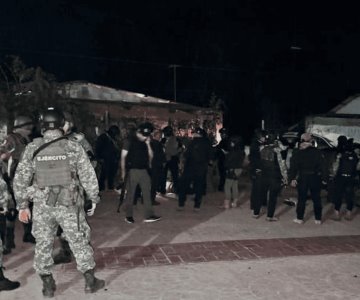 Mueren tres en enfrentamiento armado donde quedó atrapado Julión Álvarez