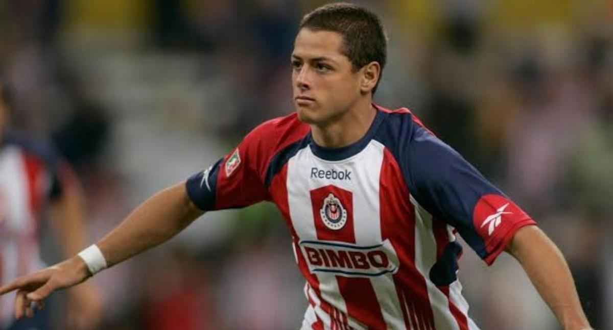 Chicharito Hernández ilusiona a aficionados de Chivas