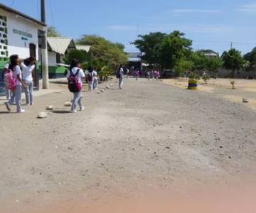 Suspenden clases en todas las escuelas de Ecuador