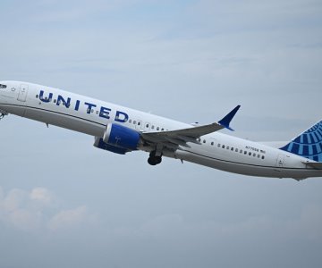 Estados Unidos reduce producción del Boeing 737-9 MAX tras incidente