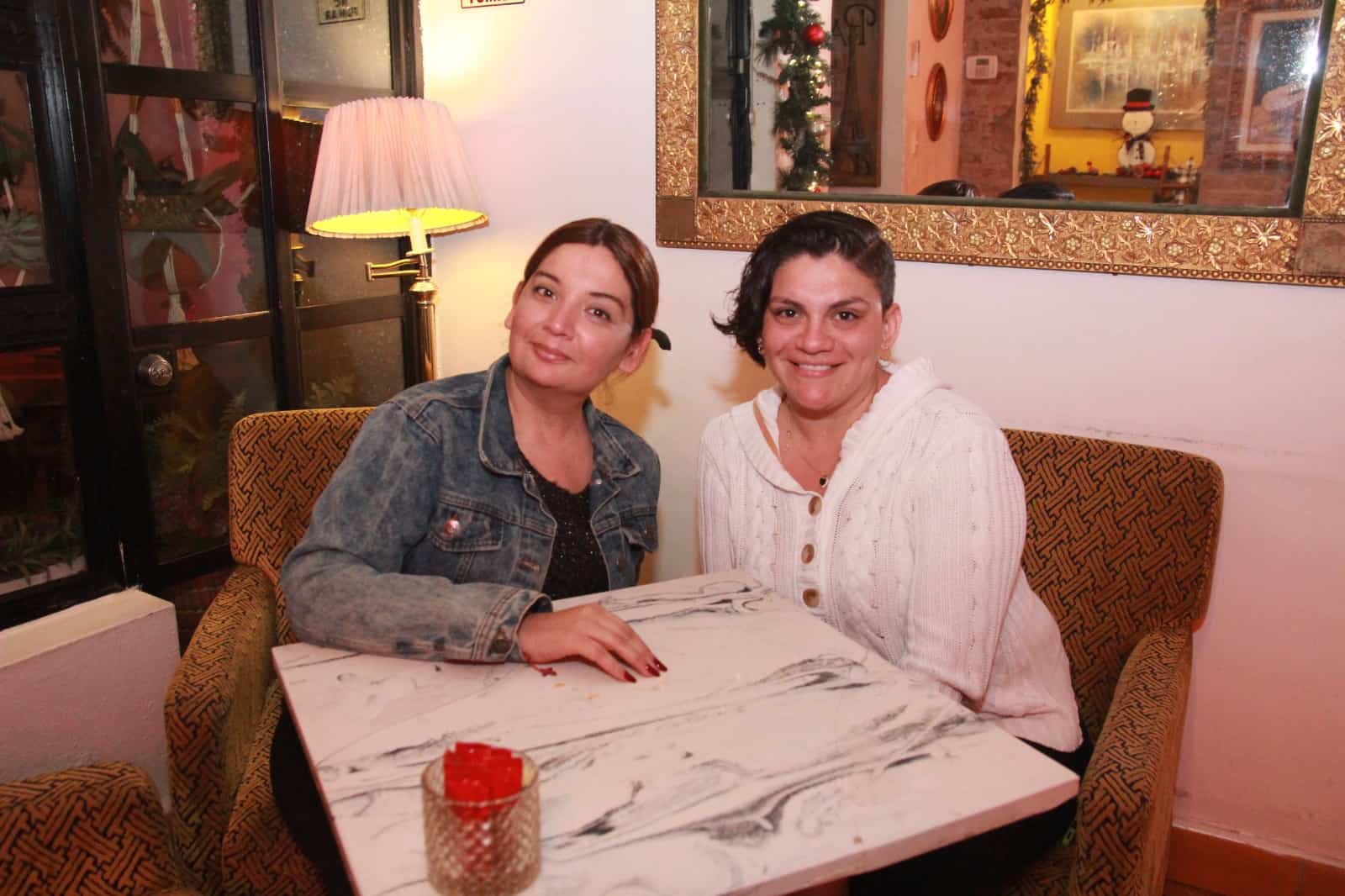 Comparten una velada especial en Casa Garmendia, Café y Churrería