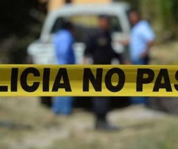 Atacan dos carros dejando al menos 10 heridos y 1 menor muerto