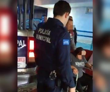 Policía de Hermosillo auxilia a mujer embarazada