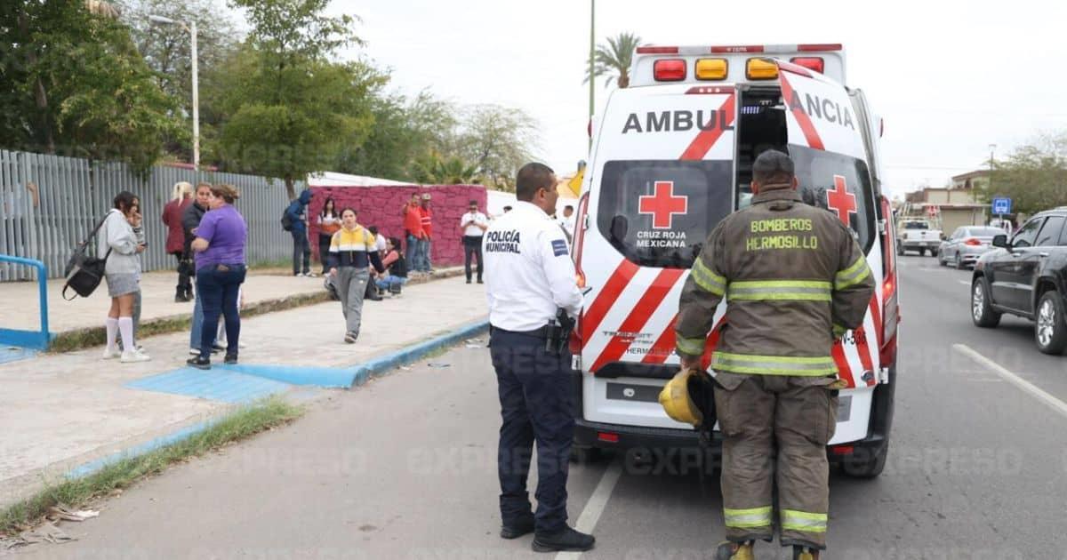 Niña es atropellada en la colonia Choyal; termina en el hospital