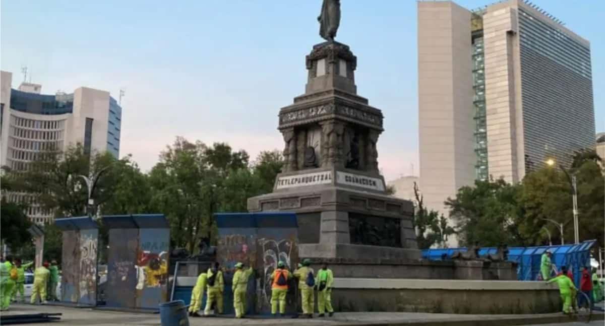 Blindan con vallas monumentos de la CDMX previo al 8M