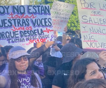 Mujeres en Sonora marchan por el 8M