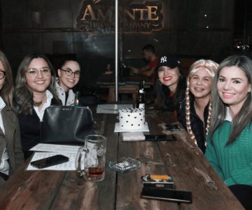 Una noche de convivencia en Amante Brew