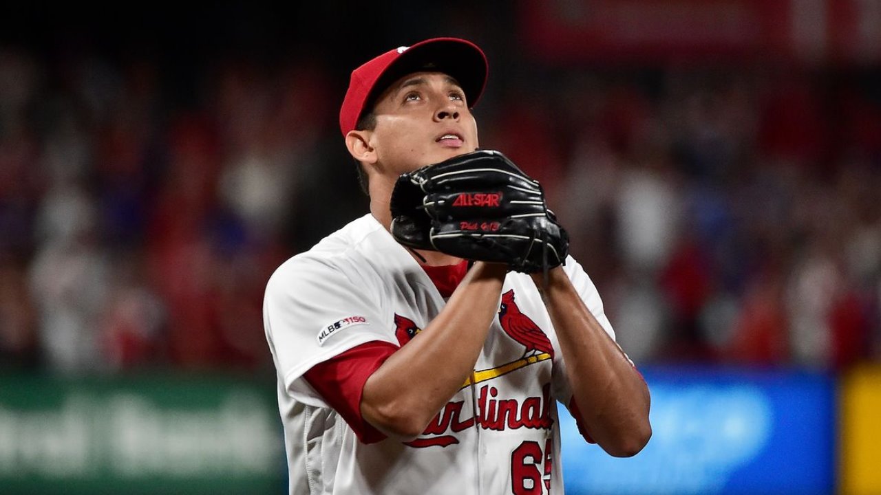 Se apunta Gallegos primer triunfo de la temporada con Cardenales