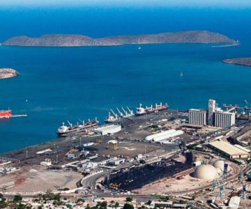 Crece tráfico internacional de petróleo en Puerto de Guaymas